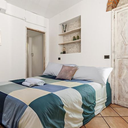Porta Genova Navigli Classy Flat Milaan Buitenkant foto