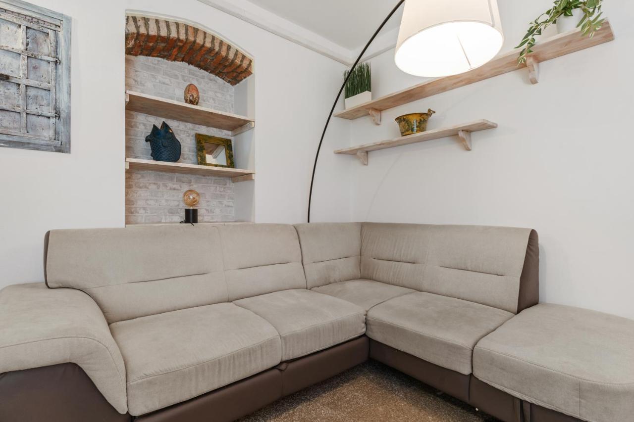 Porta Genova Navigli Classy Flat Milaan Buitenkant foto